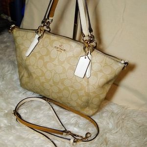 Coach leather signature satchel/crossbody